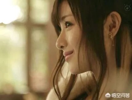 怎么从白莲花的外表看出绿茶婊的心？