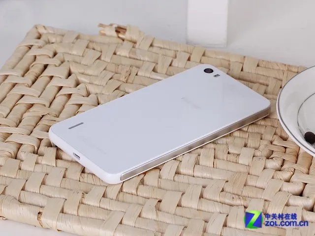 性能强体验优 华为荣耀6报价为1699元