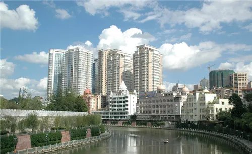 广州蓝天花园为何便宜