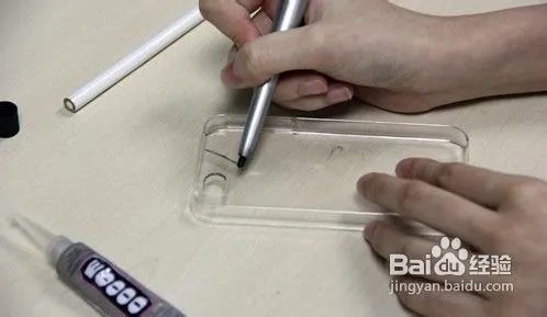 手机壳贴钻还能这样DIY 你不知道吧