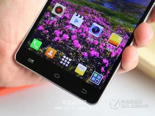 四核5.5寸1080P屏 酷派8750郑州660