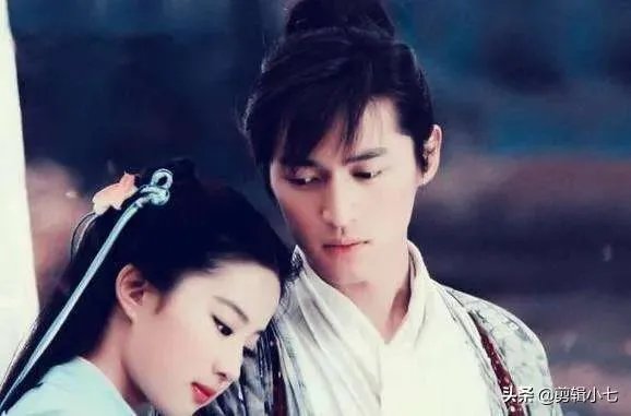 如果你能拥有一个金手指，出现在某部电视剧里，你最想出现在哪部电视剧里？为什么？