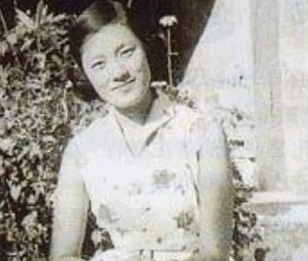 陶斯咏是怎么死的