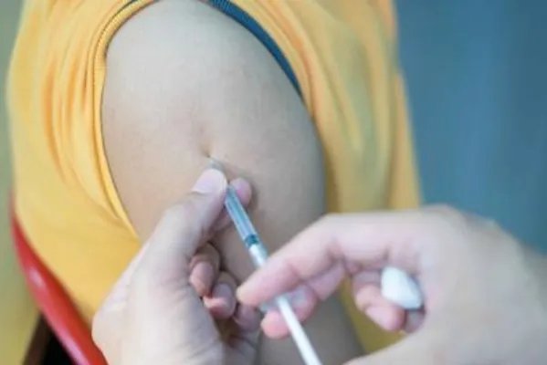 狂犬疫苗第一针后发烧怎么办