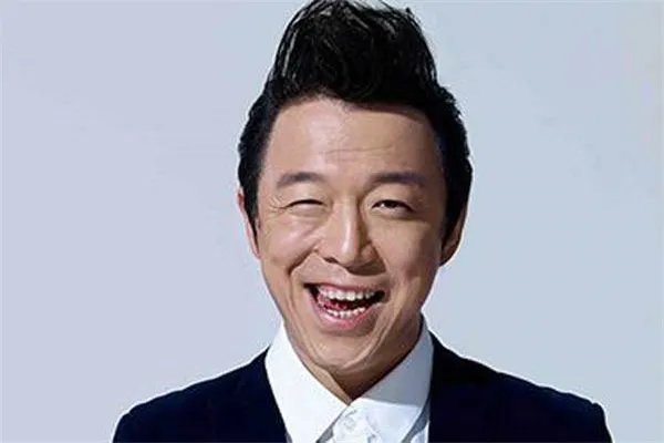 黄小蕾吐槽烤瓷牙，烤瓷牙如今是明星的标配吗？