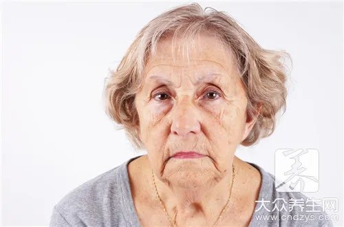 吃什么可以预防老年斑形成?