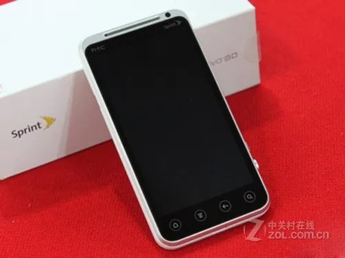 女性更为青睐 白色HTC EVO 3D不足2K到货
