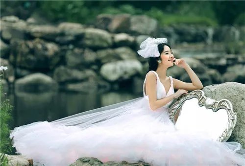 婚纱影楼网站盘点 网上怎样订婚纱