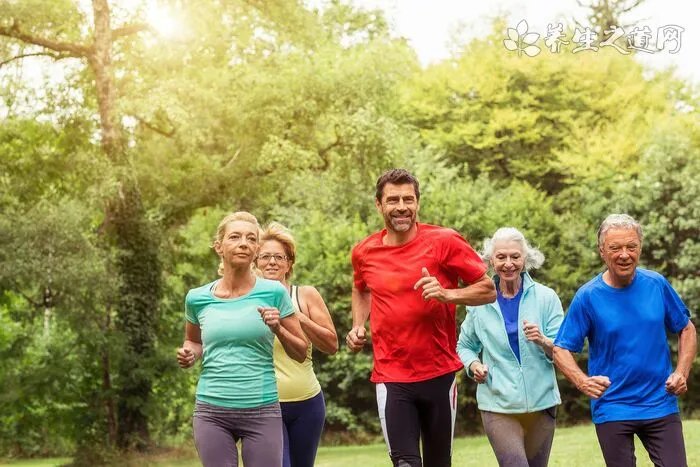 肯德基缤纷桶（肯德基缤纷桶都有什么）