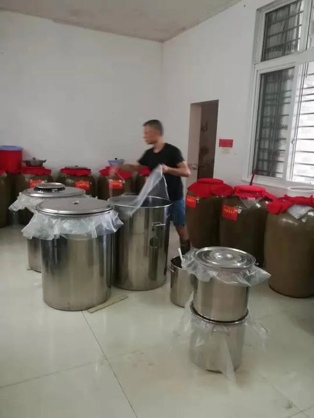 酒业泰斗秦含章，高寿112岁，是不是证明了喝酒长寿？