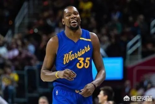 杜兰特与勇士队续约1+1合同，他会在勇士队终老么？