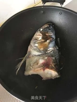 红烧鱼头