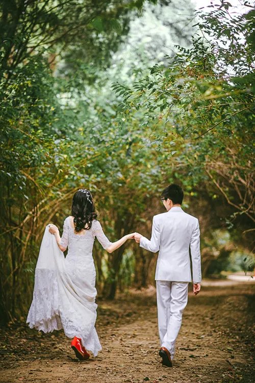 韩国婚纱照图片欣赏 拍韩式婚纱照怎么摆姿势