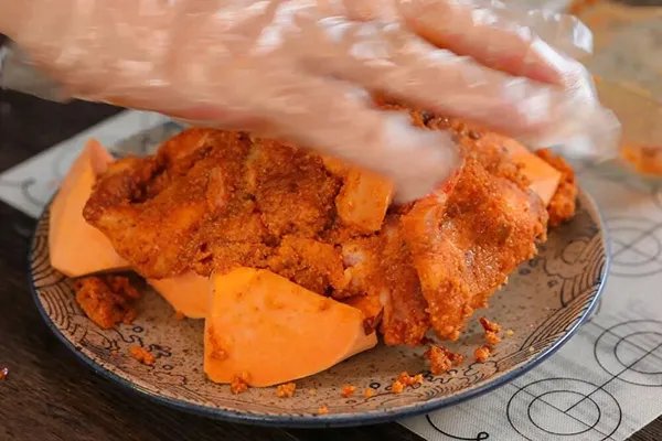 粉蒸肉的家常做法 怎么做粉蒸肉