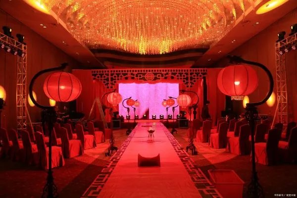 如果举办中式主题婚礼，需要注意那些方面呢？