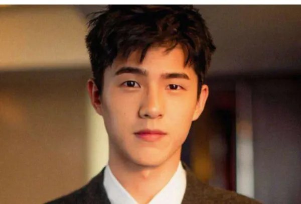 邓伦曾是蔡琳高梓淇伴郎，热衷于做伴娘和伴郎的明星有哪些？