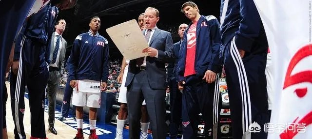 六连胜的雄鹿遇上六连胜的猛龙，雄鹿屠龙赢七连胜，本赛季字母哥获得MVP概率有多大？