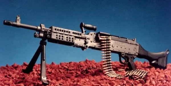 轻机枪图片
