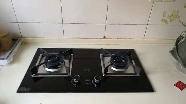 煤气灶回火是什么原因呢