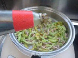 苦瓜炒肉