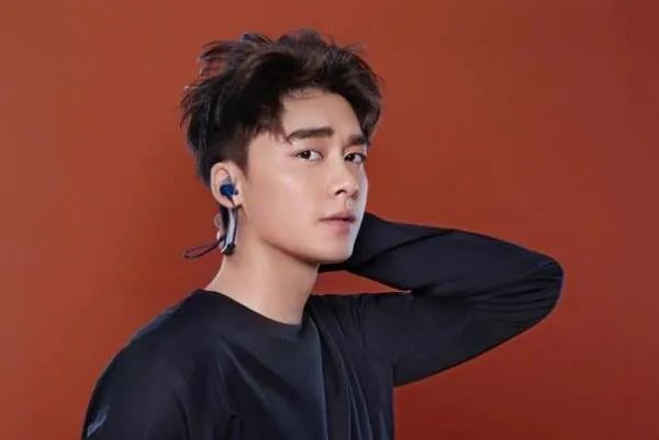 李易峰方否认与方安娜恋情,为何会怀疑他们恋爱了呢?