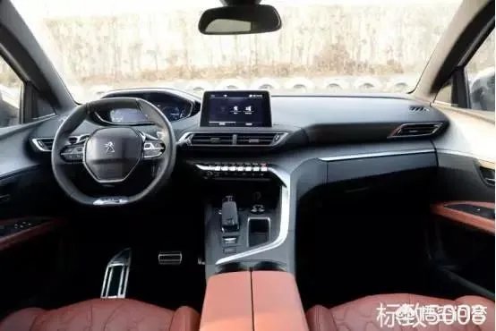 东风标志4008和5008售价相当,二者谁好些?