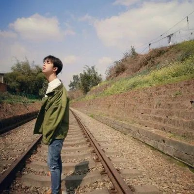 网抑云伤感头像大全