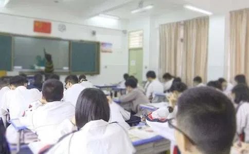 《角的初步认识》教学反思