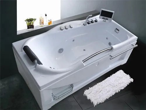 浴缸的尺寸有哪些 怎样选购浴缸