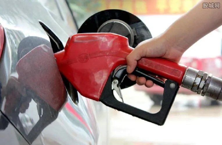 现在油价多少钱一升 95号汽油价格多少