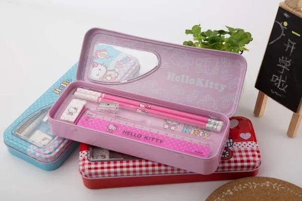 铅笔盒的英文单词怎么写