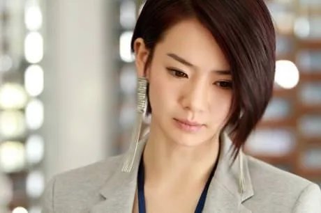 戚薇的歌有哪些比较好听，她是一个什么样的人？