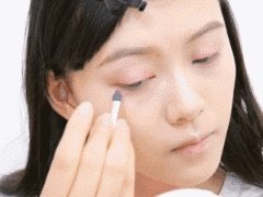 如何打造一个惊艳的万圣节妆容?