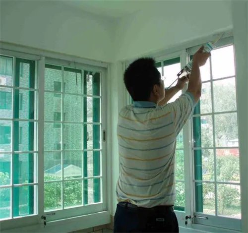 自己如何换纱窗 纱窗怎样清洗更干净