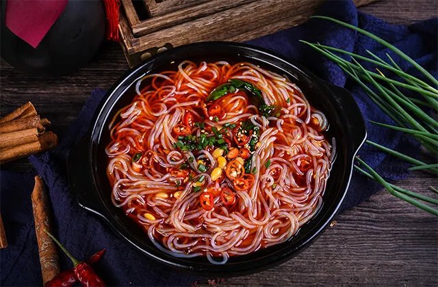 酸辣粉的热量高吗 减肥能吃酸辣粉吗