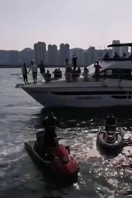 赵本山徒弟小鹏飞求婚丫蛋，对此你怎么看？