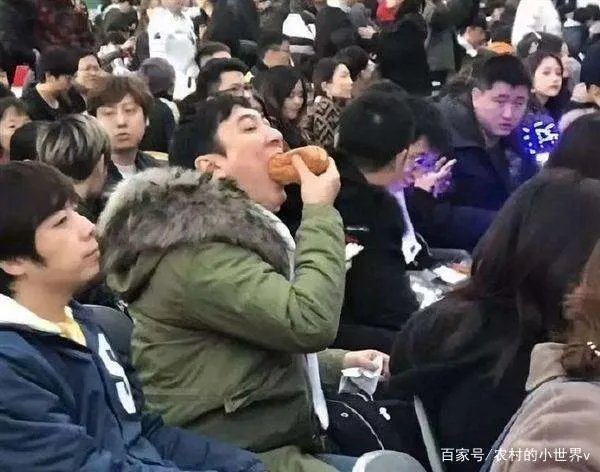 媒体评王思聪打人:有钱不能为所欲为