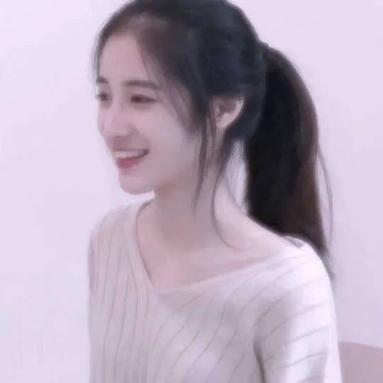 17岁女生漂亮照片