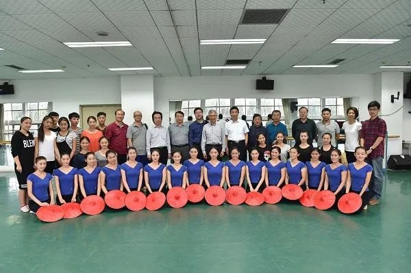 河北大学外国语学院的师资力量