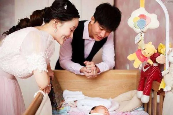 李小璐离婚的原因是什么?