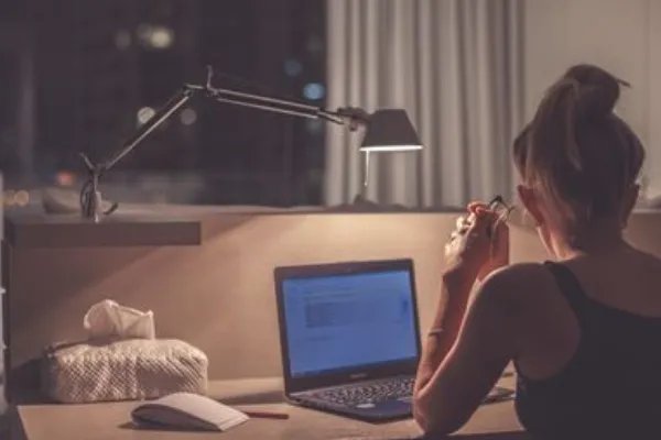 fyi是什么意思？