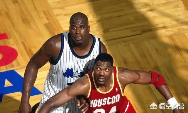 哈基姆·奥拉朱旺打球有什么特点吗？