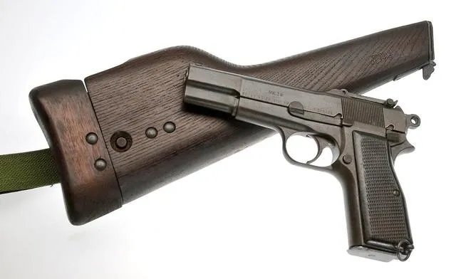 加了枪托的毛瑟驳壳枪盒子炮到底性能能提升多少？