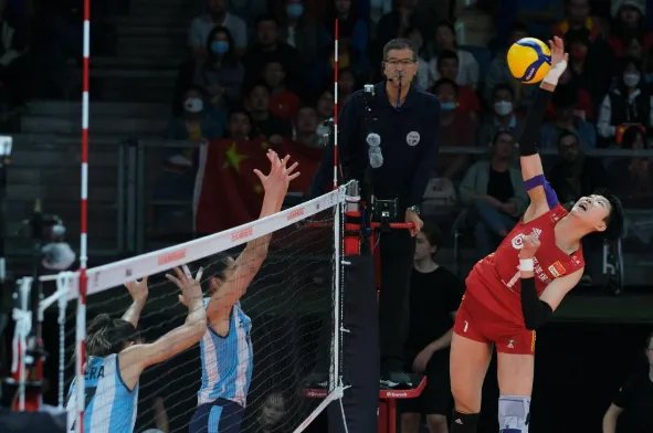 开门红！中国女排3-0横扫阿根廷，这场比赛对球队来说意味着什么？