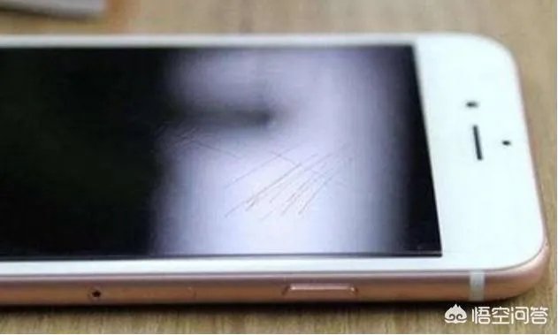 手机屏幕上如有明显的刮痕,可以进行修复吗?