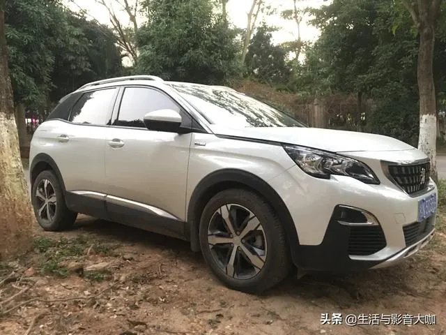 东风标志4008和5008售价相当,二者谁好些?