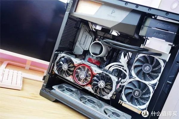 游戏悍将显示器