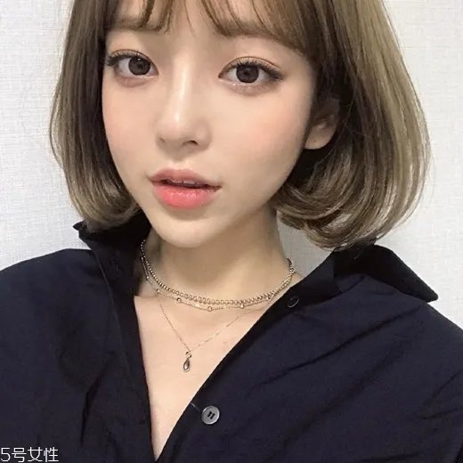 2022最流行的短发发型女图片 2022年春夏流行发型推荐