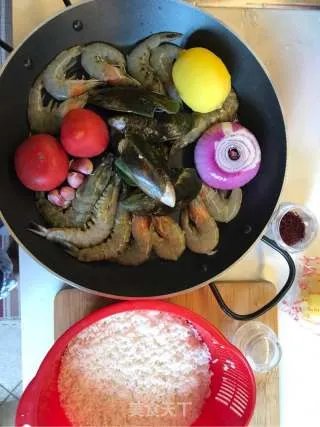 平民不平凡西班牙海鲜饭