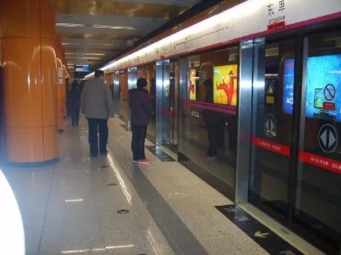 北京地铁14号线全线将启动贯通跑图试运行,这条地铁会途径哪些站点?